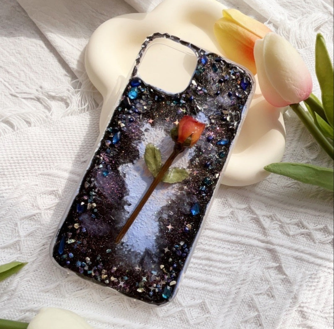 Handmade Decoden Phone Case with Violin, White Roses, and Decorative Accessories - Unique and Stylish Design